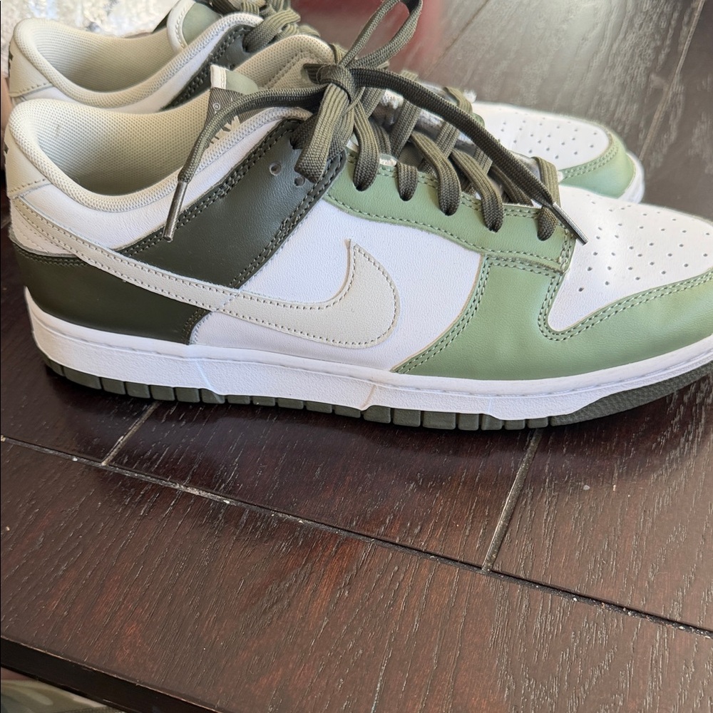 Nike Men' Dunk Low Oil Green
